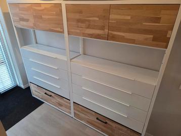 2 stellingkasten! Gratis aangeboden!