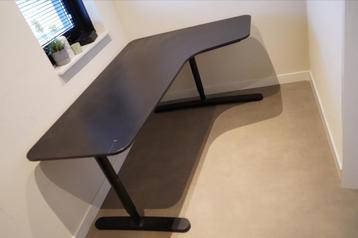 Zwartbruin IKEA Bureau