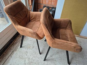 Gratis. Stoelen. 2 stuks.