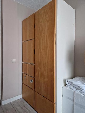 Gratis Garderobe kast