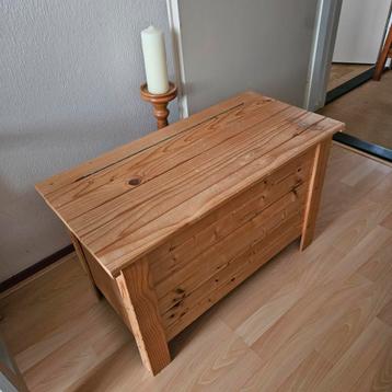 Houten speelgoedkist. GRATIS. Afm 80x39
