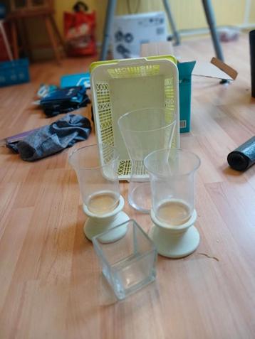 2 windlichten, vaas en klein glazen bakje