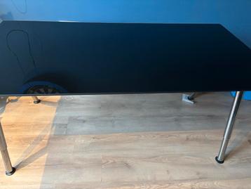 Glazen bureau met metalen poten - 160x80cm