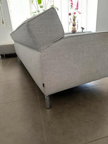 GRATIS op te halen  3 Zits bank met hocker in grijze stof