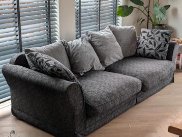 Grote lounge bank GRATIS!