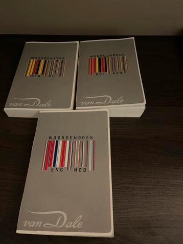 Gratis ophalen!!! 3x woordenboek