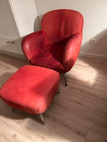 Gratis af te halen stoel en poef