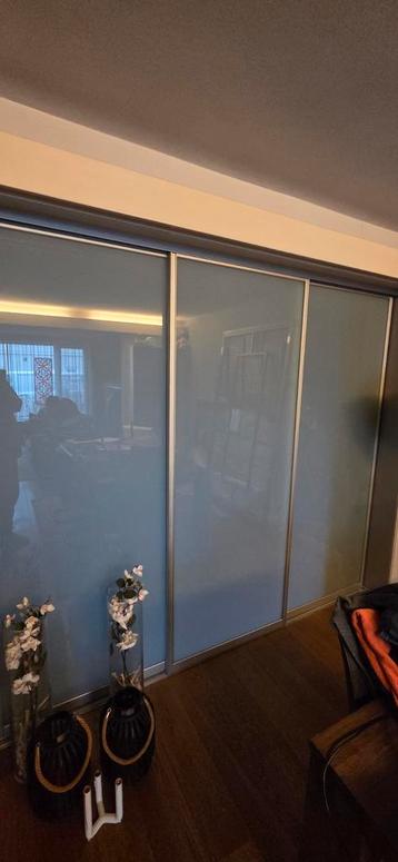 Gratis glazen schuifwand