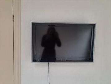 TV + zwevende tv meubel