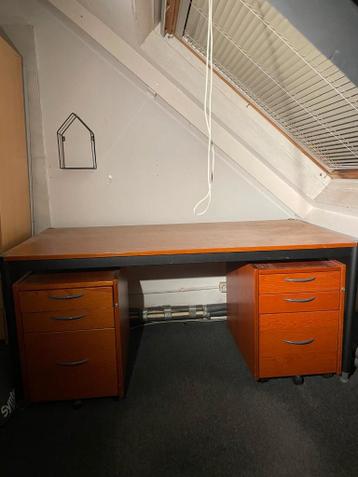 GRATIS Bureau (Moet weg voor 18/02)