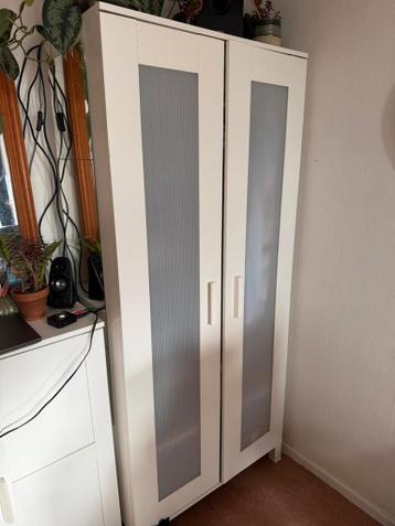 Gratis Ikea kledingkast