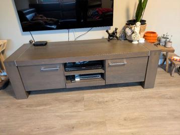 tv meubel  gratis