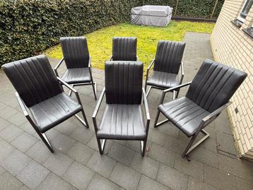 6 eetkamerstoelen met armleuning