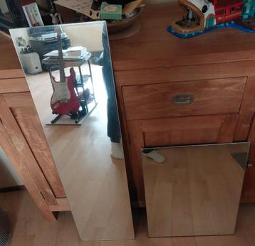 2x (Pas)Spiegel, 105x30 en 70x55 GRATIS!