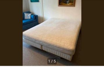 Bed Boxspring + Matras GRATIS OPHALEN