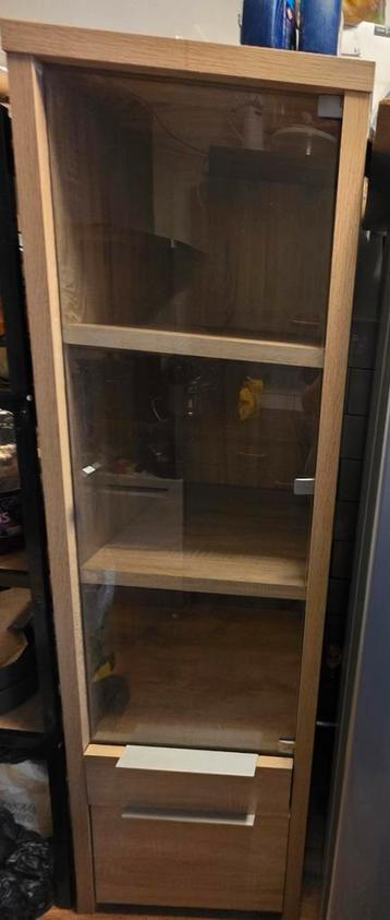 Gratis ophalen tv en kast  kast is 186bij 55