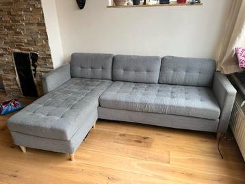 Gratis hoekbank - beschadigd, maar prima voor student