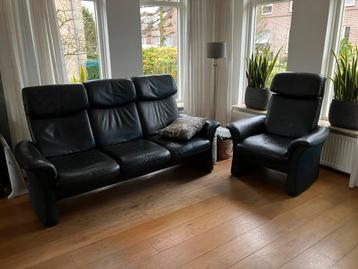 Leren bankstel gratis af te halen.