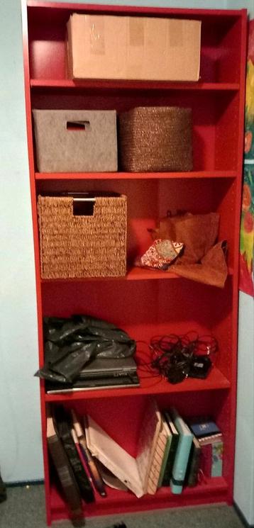 Rode kast Gratis ophalen!