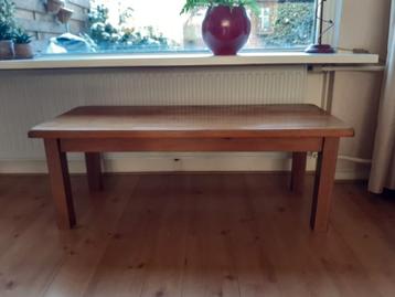 Gratis op te halen: grenen salontafel