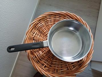 Gratis ophalen 3 steelpannen