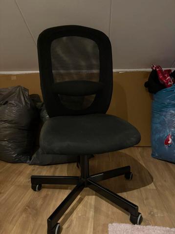 Ikea flintan bureaustoel zwart (gamen) gratis op te halen!!