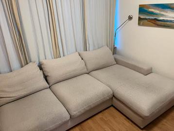 Grote hoekbank - mag voor een klein prijsje weg