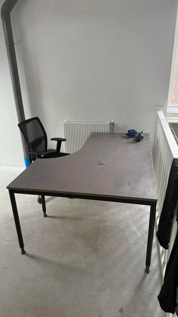 Gratis Hoekbureau Greywash - Verstelbaar