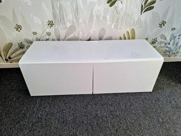 Gratis tv wandmeubel