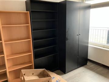 Diverse kasten voor in berging