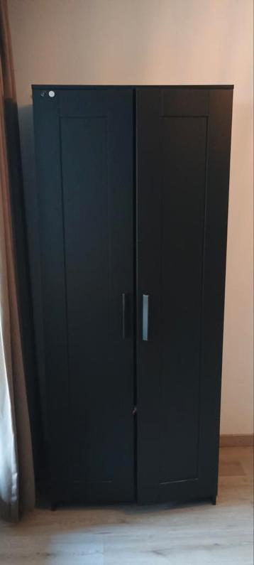 Twee IKEA Brimnes kledingkasten - gratis af te halen