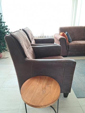 2 mooie lederen fauteuils te koop