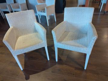 GRATIS (liefst vandaag) af te halen stoelen Heerhugowaard