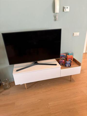 Wit tv-meubel