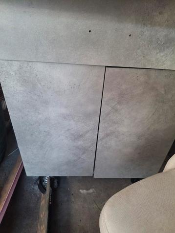 Keukenkastje gratis op te halen