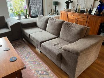 2 gratis af te halen  3 zitsbank