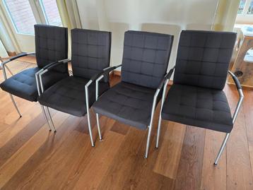 Set van 4 eetkamerstoelen