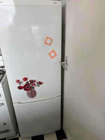 Koelkast met vriesvak - Goed onderhouden!