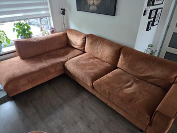 Mooie cognac hoekbank - stof - Gratis afhalen vanaf 17 feb