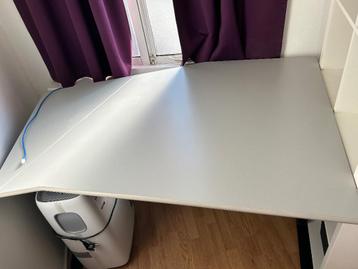 Bureau (verstelbaar in hoogte)