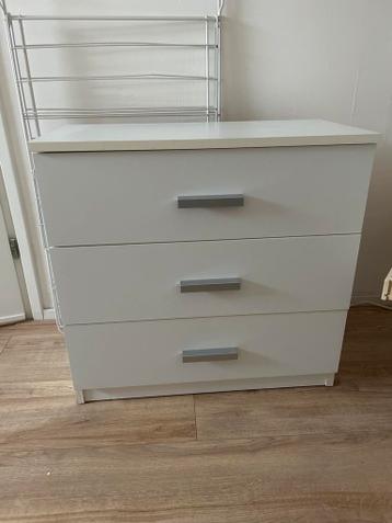 Wit ladekastje in perfecte staat