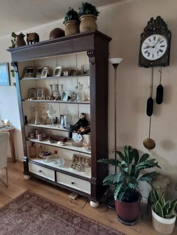 Boekenkast gratis af te halen