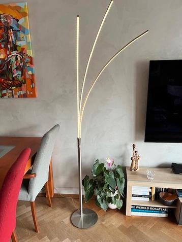 Mooie staande sfeerlamp – gratis op te halen!