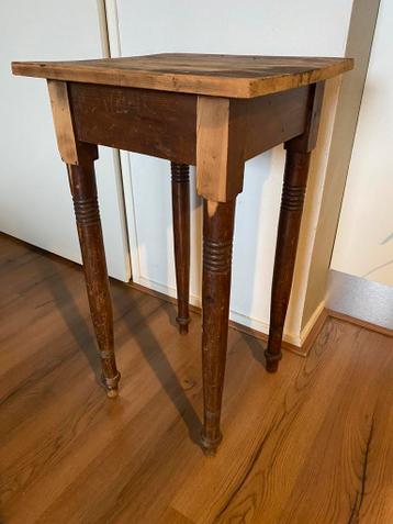 Gratis plantentafel bijzettafel