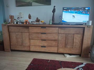 Massief houten dressoir - 2,5 meter breed