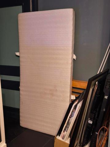 Eenpersoonsmatras met wasbare hoes