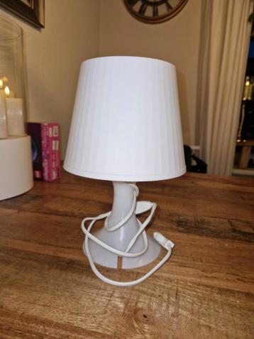 Wit ikea lampje