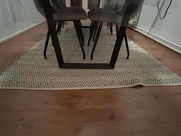 Mooi vloerkleed met geometrisch patroon