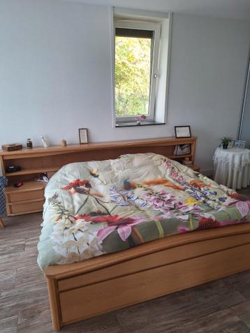 Lits-jumeaux bed grenen hout + nachtkastjes gratis