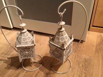 Gratis af te halen hangende lantaarns